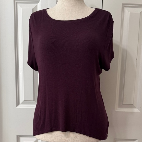 Athleta Tops - Athleta Cabernet Short Sleeve Tee